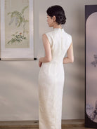 Beth and Brian Qipao-LSB Ivy Beige Sleeveless Floral Embroidery Midi Cheongsam