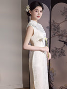 Beth and Brian Qipao-LSB Ivy Beige Sleeveless Floral Embroidery Midi Cheongsam