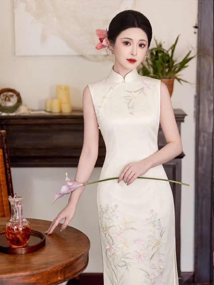Beth and Brian Qipao-LSB Luna Beige Sleeveless Acetate Midi Cheongsam Dress