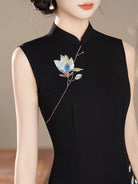 Beth and Brian Qipao-XSG Bonnie Black Sleeveless Woven Embroidered Long Cheongsam Dress