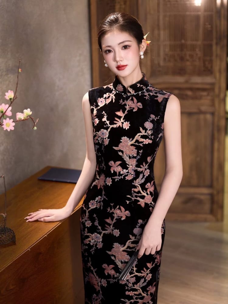 Beth and Brian Qipao-CZX Hazel Black Floral Pattern Long Cheongsam