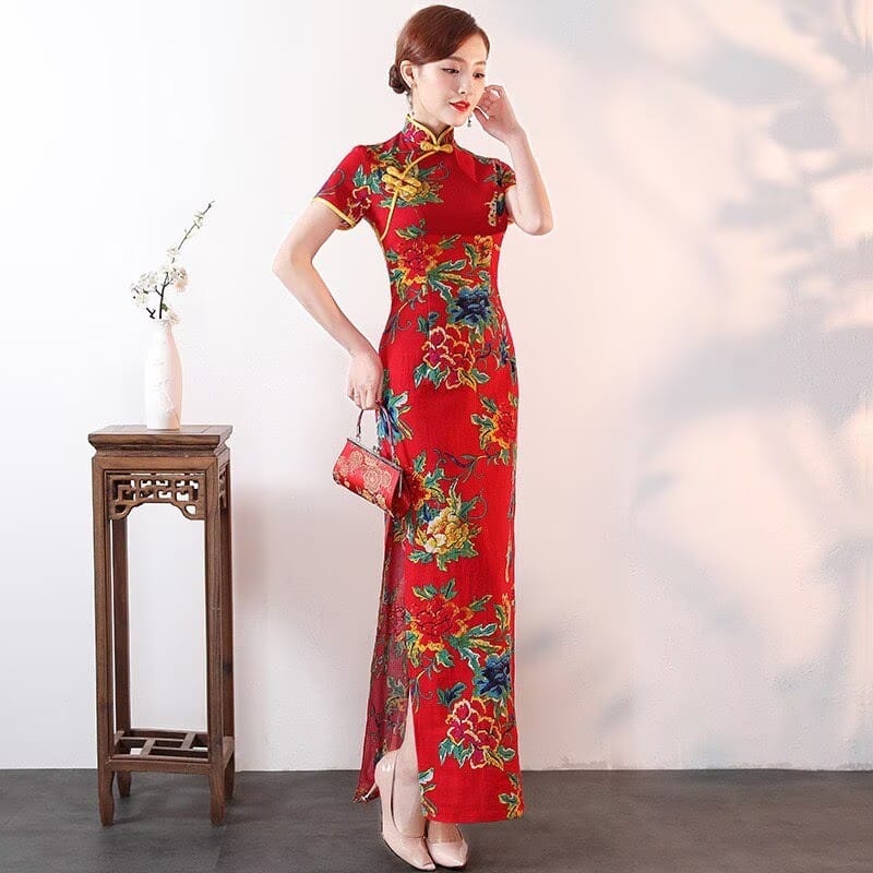 Beth and Brian Qipao-QCYJ Ruby Red Bold Floral Plus Size Cheongsam With Short Sleeves