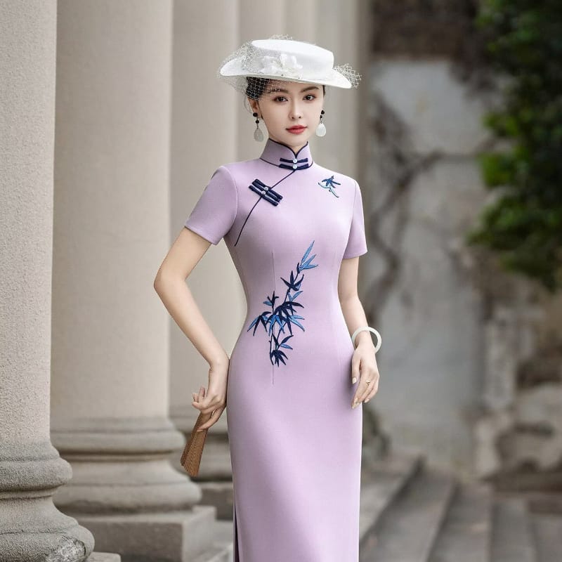 Beth and Brian Qipao-NL Luna Bamboo Embroidery Cheongsam With Short Sleeves