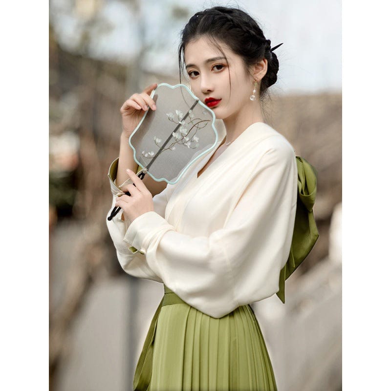 Beth and Brian Qipao-ARS New Chinese style ( 新中式 ), beige and green long Hanfu Mamianqun