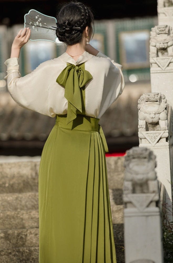 Beth and Brian Qipao-ARS New Chinese style ( 新中式 ), beige and green long Hanfu Mamianqun