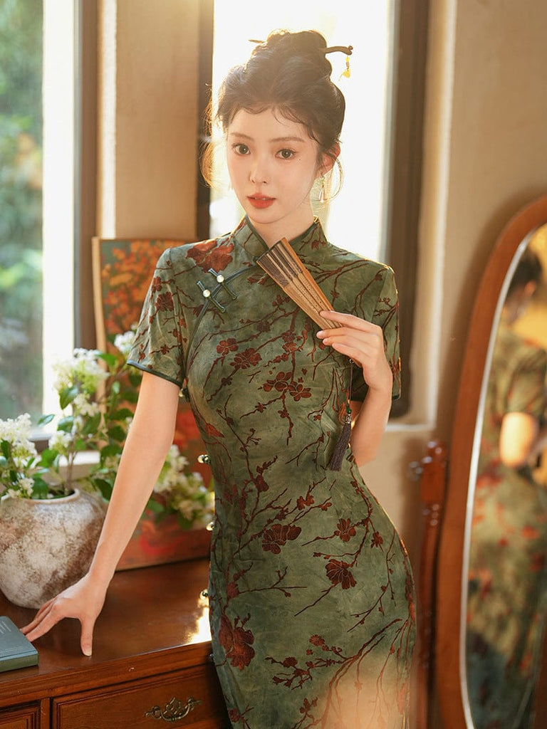 Beth and Brian Qipao-JLM Fall and winter collection, floral velvet midi Qipao