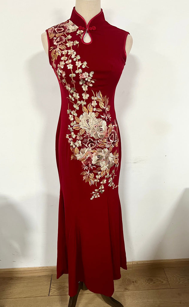 Beth and Brian Qipao - YB Floral embroidery, butterfly mesh fabric, long red Qipao