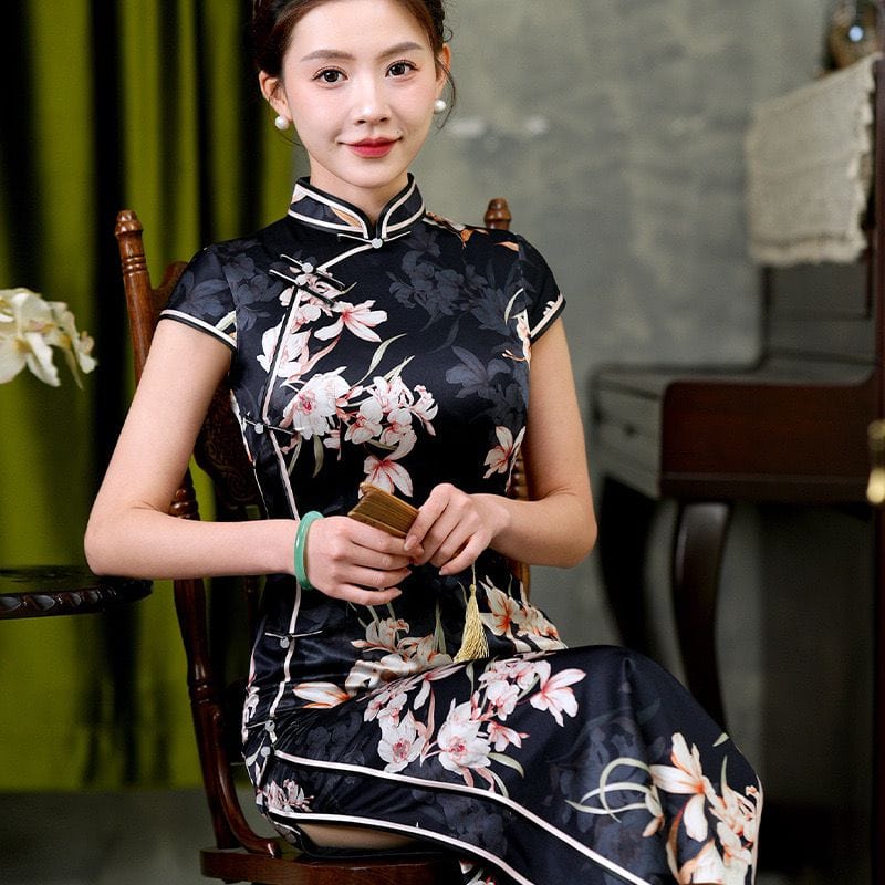 Beth and Brian Qipao-WXG 19 mome mulberry silk, floral pattern, High-end long Cheongsam