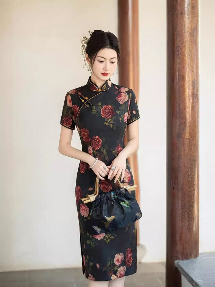 Beth and Brian Qipao-XSS Floral pattern, black midi Cheongsam