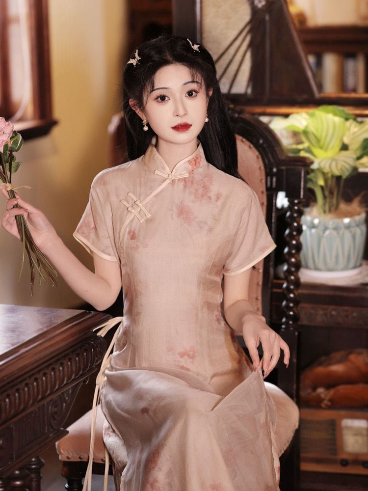 Beth and Brian Qipao-LSB Floral pattern, silk hemp mid-length Ao dai