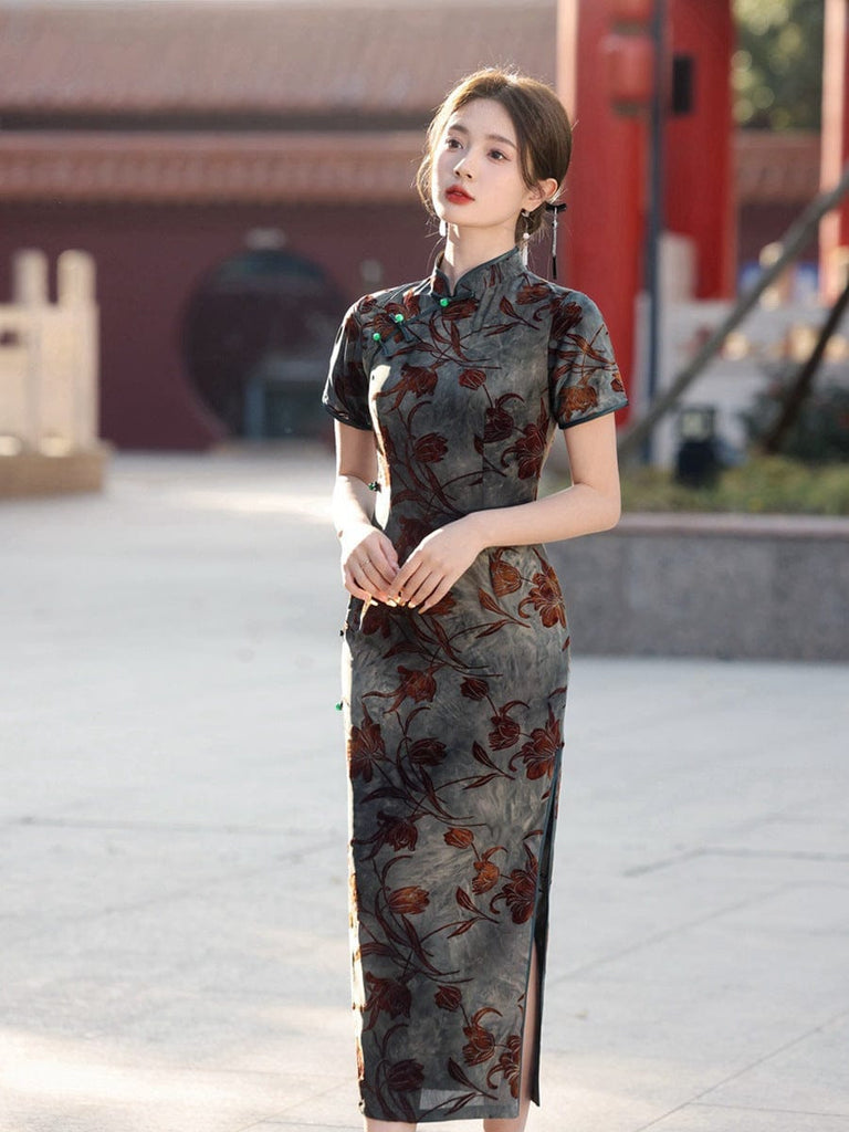 Beth and Brian Qipao-YG Floral pattern, black&green mid-length Cheongsam