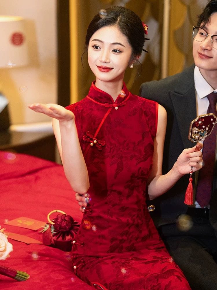 Beth and Brian Qipao - YB New Chinese style (新中式), wine red midi Cheongsam