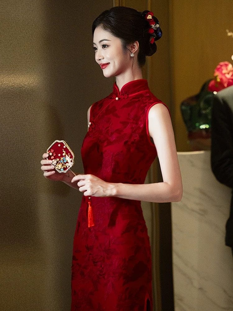 Beth and Brian Qipao - YB New Chinese style (新中式), wine red midi Cheongsam
