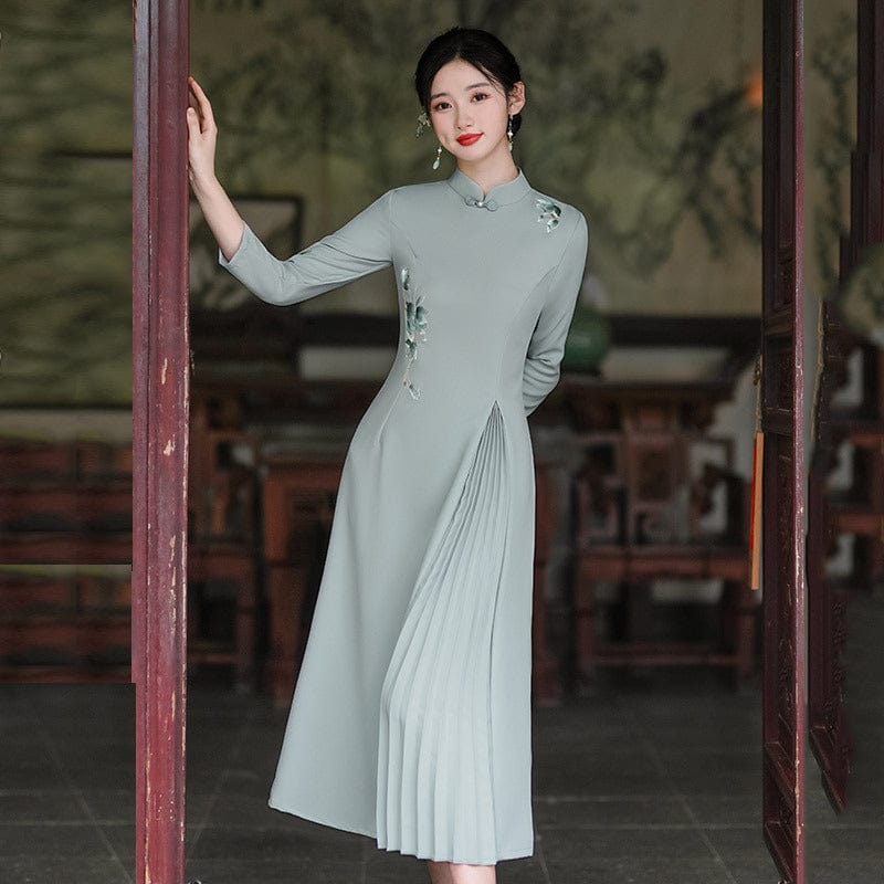 Beth and Brian Qipao-ZQYS Floral pattern, acetate mid-length Ao dai