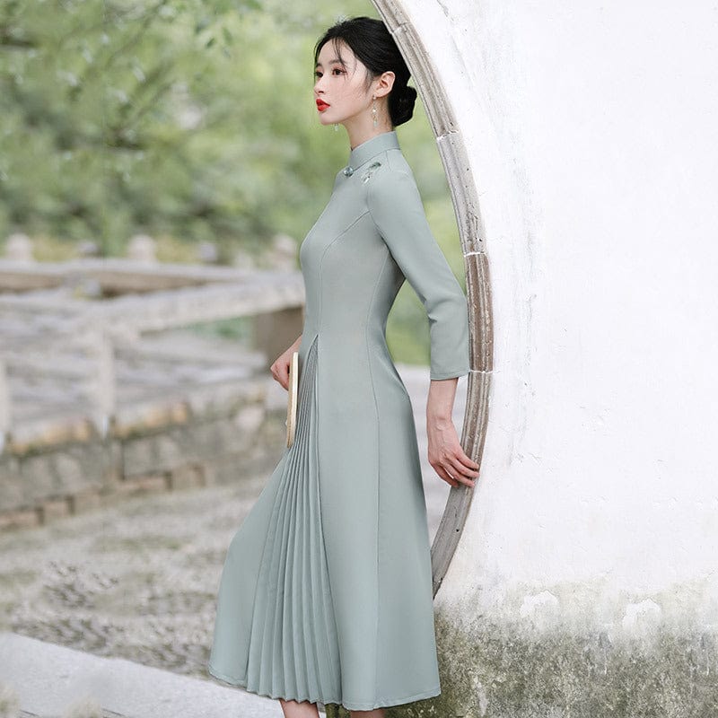 Beth and Brian Qipao-ZQYS Floral pattern, acetate mid-length Ao dai