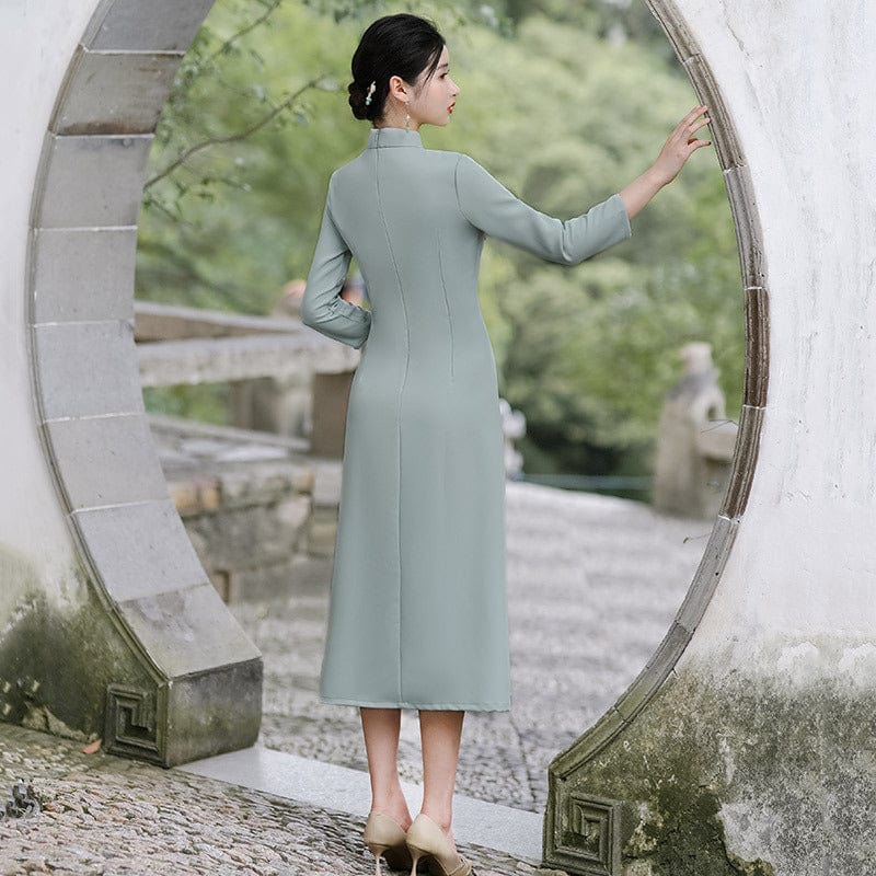 Beth and Brian Qipao-ZQYS Floral pattern, acetate mid-length Ao dai