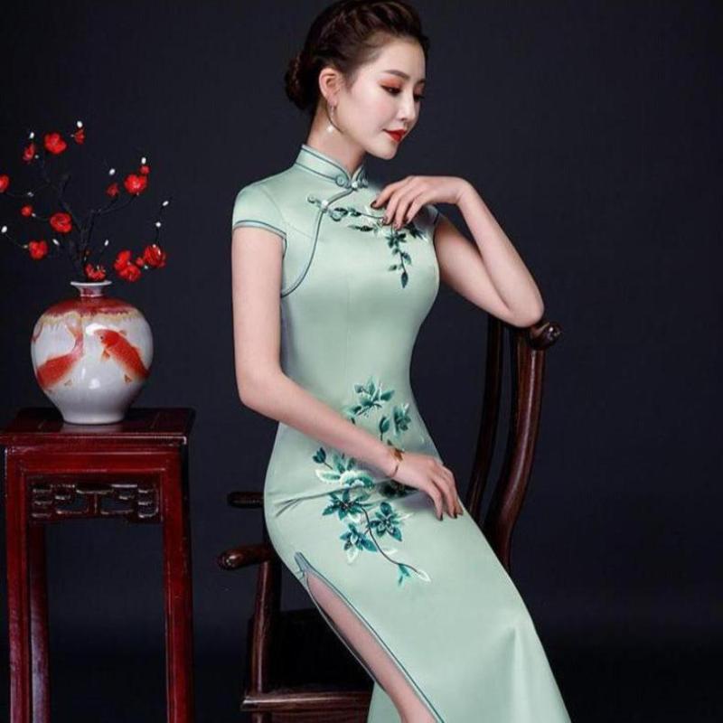 Beth and Brian Qipao-MLS Floral pattern, silk long Cheongsam for mothers