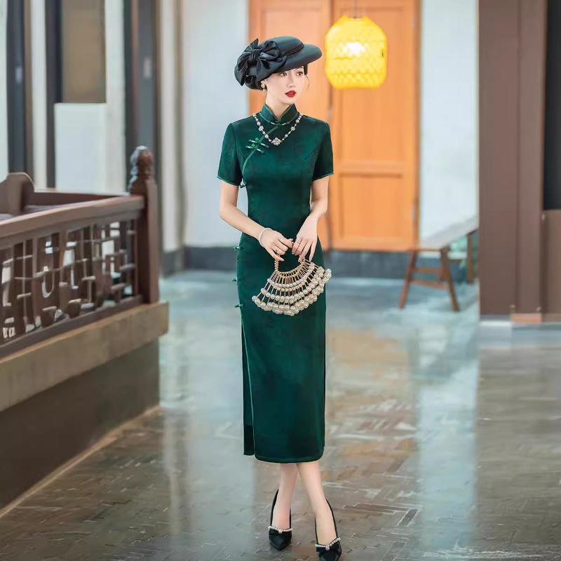Beth and Brian Qipao-LXM Plus size, red&green midi Cheongsam for mothers