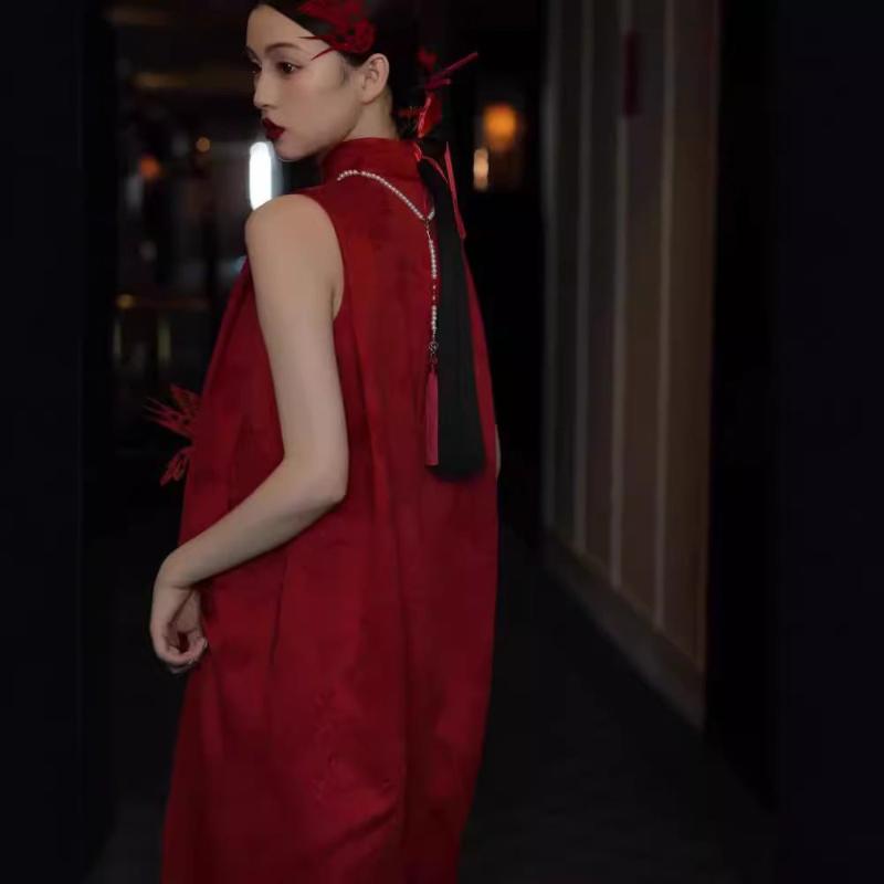 Beth and Brian Qipao-MY New Chinese style (新中式), high-end, red long Cheongsam