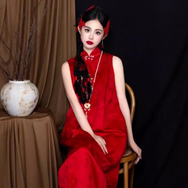 Beth and Brian Qipao-MY New Chinese style (新中式), high-end, red long Cheongsam