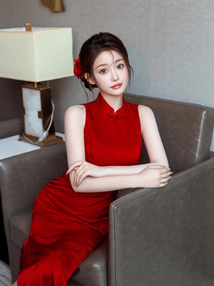 Beth and Brian Qipao-SR New Chinese style (新中式), sleeveless red midi Cheongsam