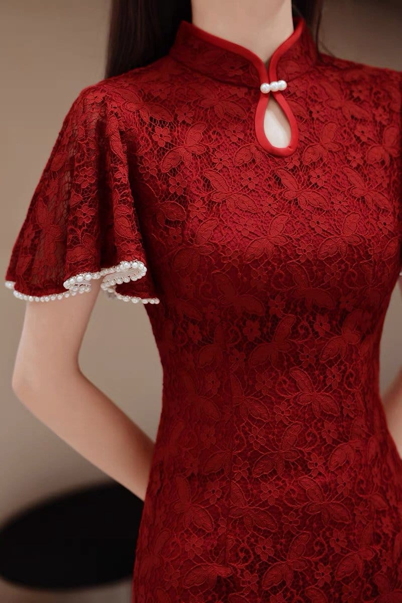 Butterfly pattern, lace long Qipao with lotus leaf sleeves