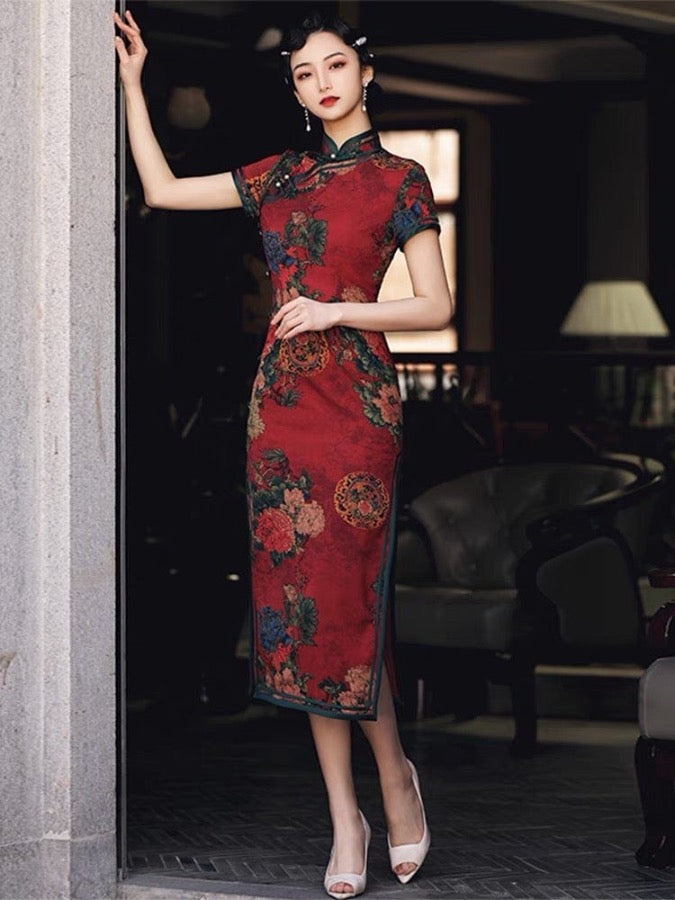 Beth and Brian Qipao - GSJ Classic Chinese style, floral pattern, silk long Qipao