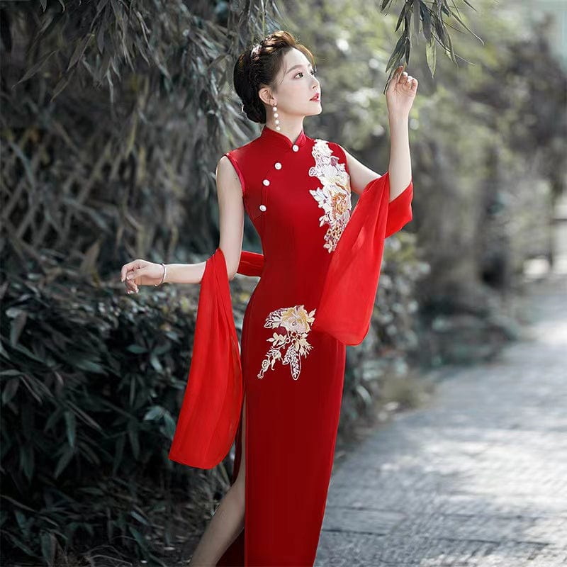 Beth and Brian Qipao-DiD Classic Chinese style, floral embroidery long wedding Qipao