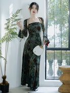 Beth and Brian Qipao-XX New Chinese style (新中式), floral pattern, green midi Qipao
